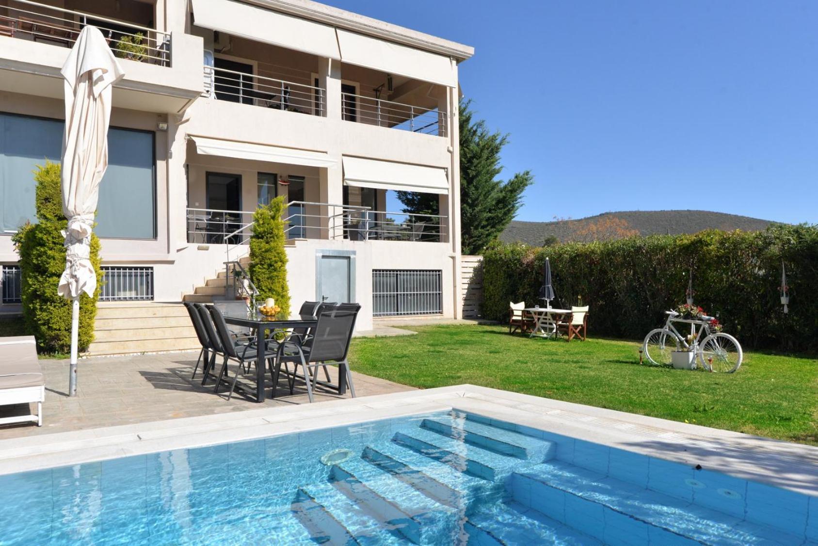 Villa Constangie Maratón Exterior foto